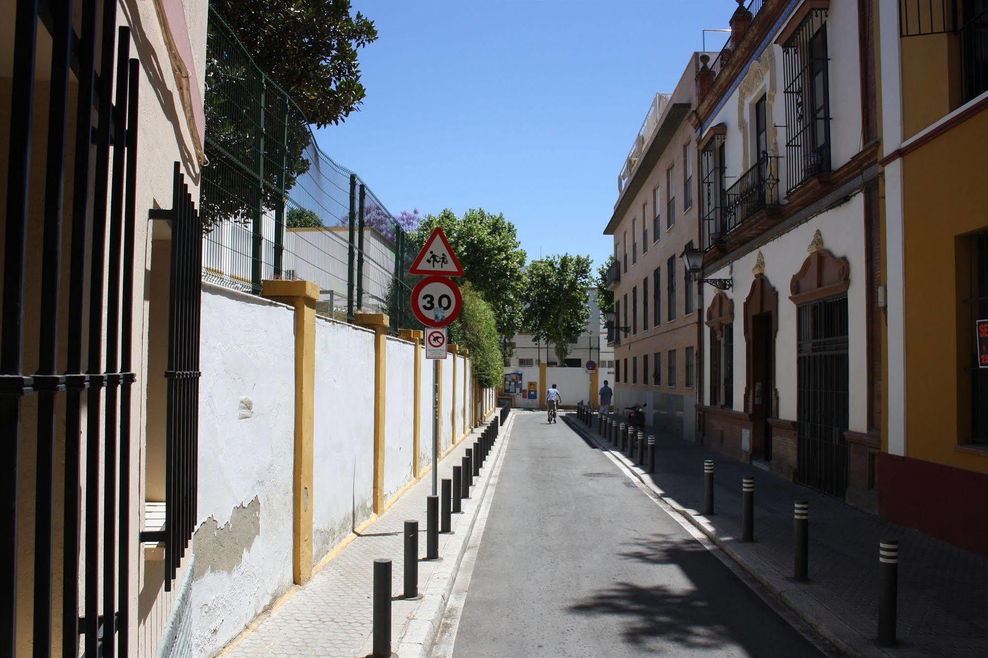 Estudio Padre Manjon Sevilla Exterior foto