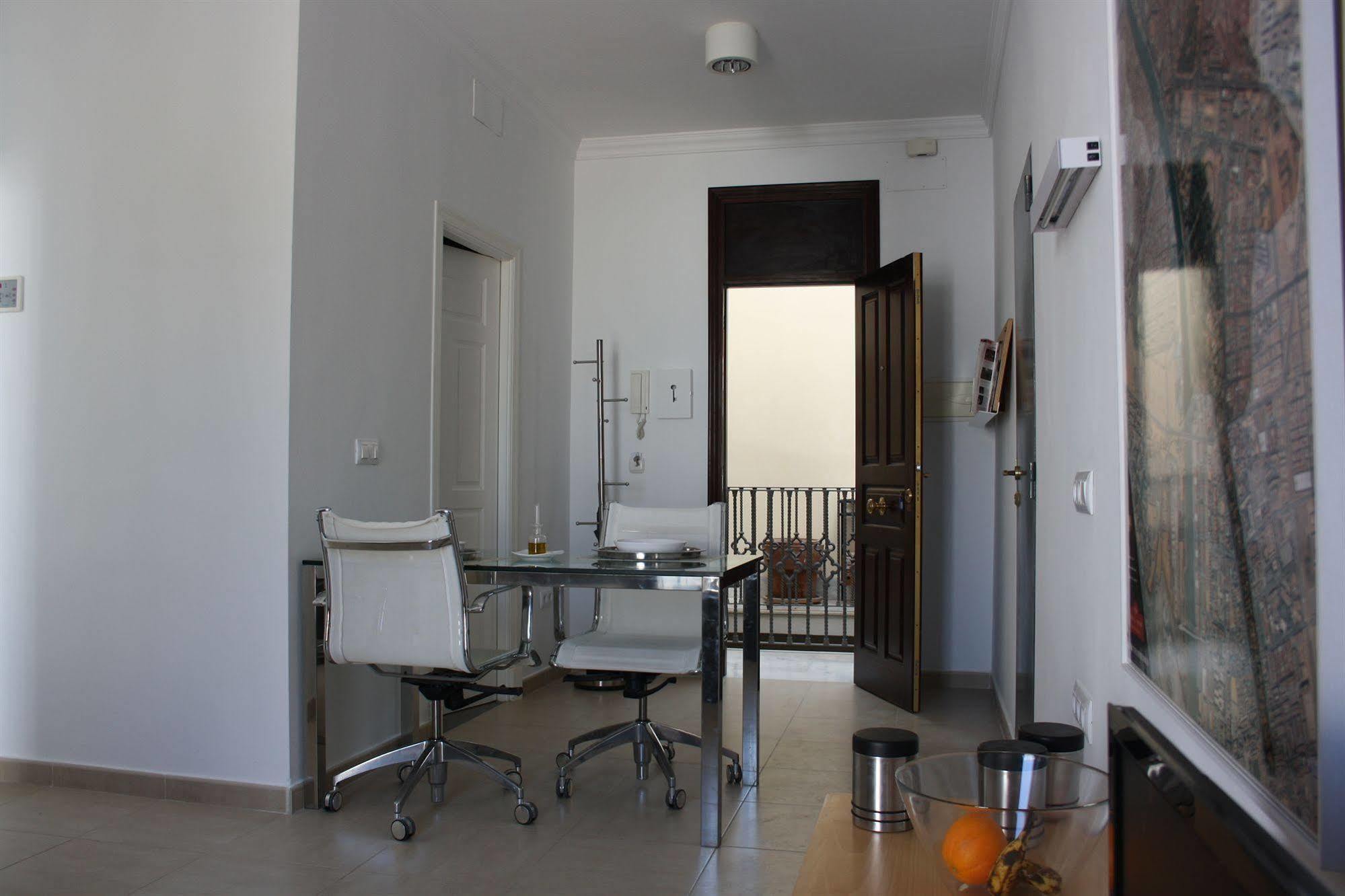Estudio Padre Manjon Sevilla Exterior foto